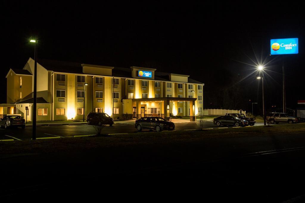 Comfort Inn Mount Airy Bagian luar foto