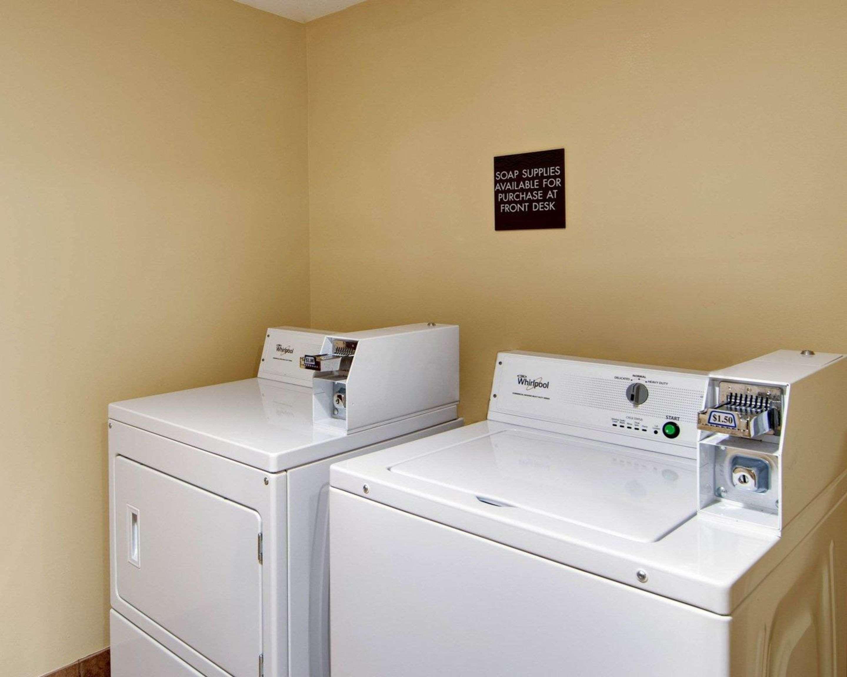 Comfort Inn Mount Airy Bagian luar foto